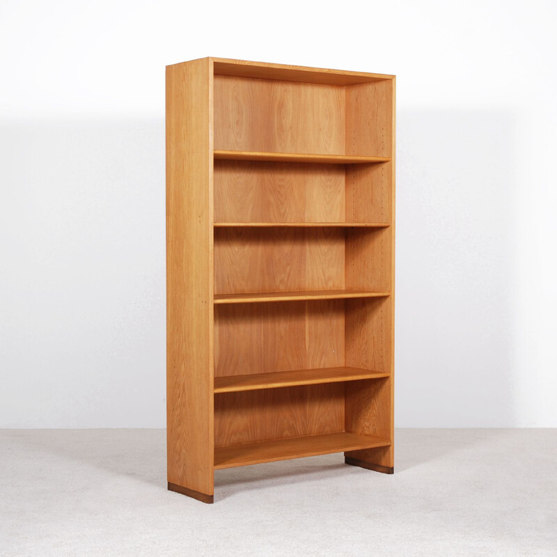 Vintage oak bookcase by Hans J. Wegner for RY Mobler 1957s