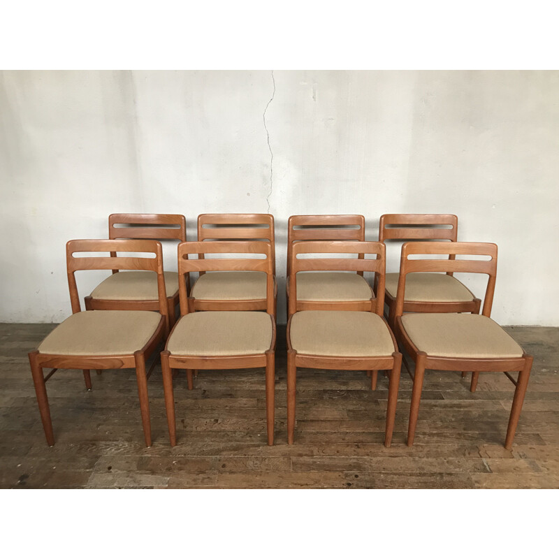 Set of 8 vintage H. W. Klein chairs for Bramin Denmark 1960s