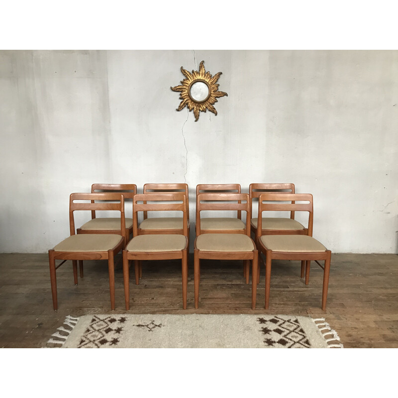 Set of 8 vintage H. W. Klein chairs for Bramin Denmark 1960s