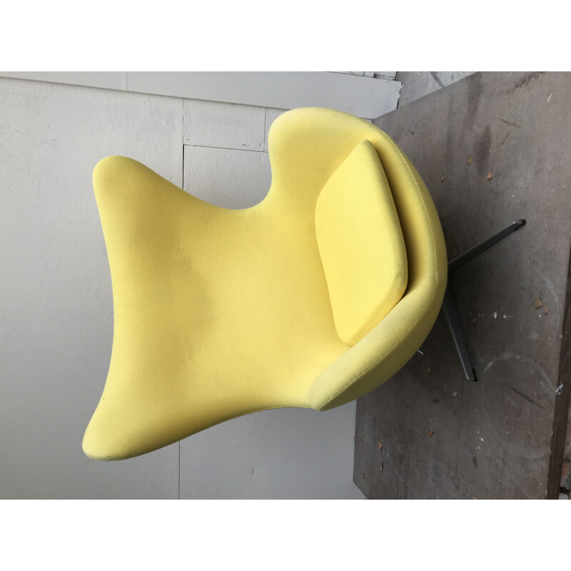 Vintage Egg armchair by Arne Jacobsen for Fritz Hansen