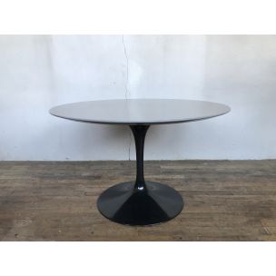 Vintage Table tulipe Knoll by Eero Saarinen 1970s