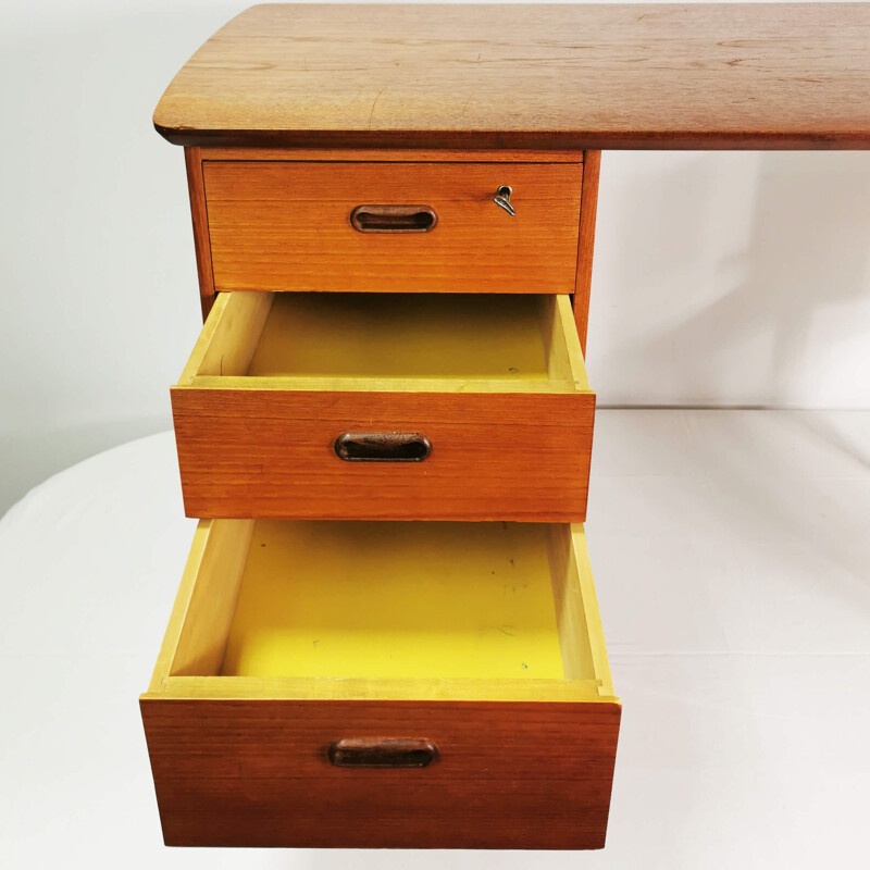 Petit bureau vintage en teck Norvège 1960