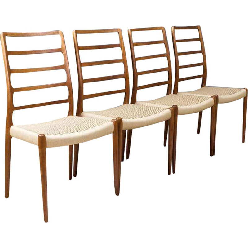 Lot de 4 chaises vintage par N.O.Moller pour J.L. Mollers 1950