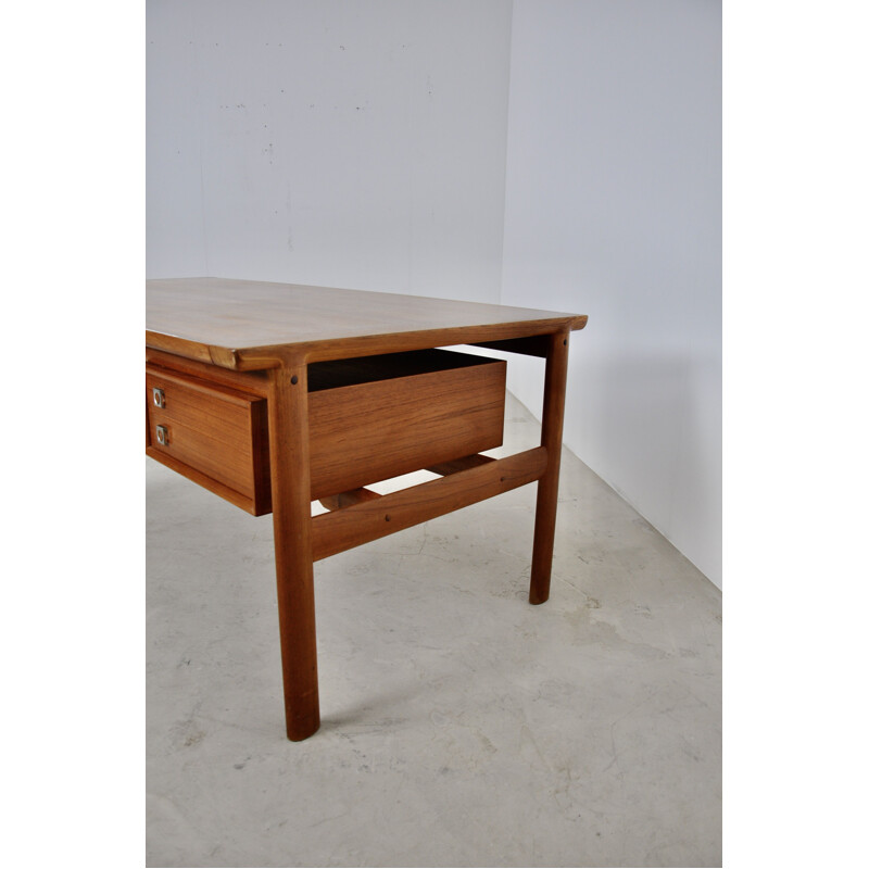 Vintage Executive Teak Desk by Arne Vodder for Sibast, 1965