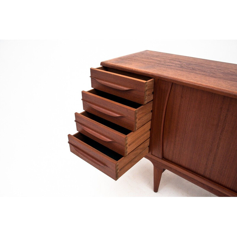 Vintage sideboard by Johannes Andersen, Denmark 1960