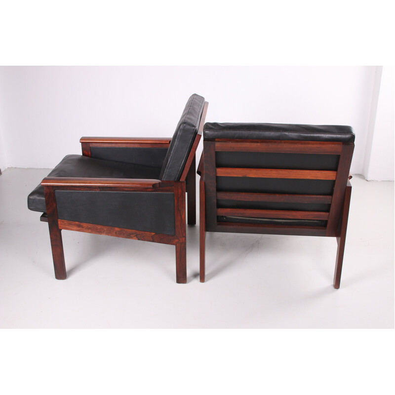 Pair of vintage Capella black leather armchairs by Illum Wikkelso 1958