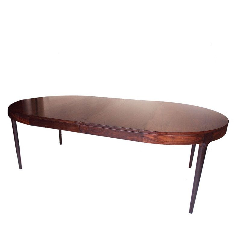 Vintage round table in Rio rosewood, Denmark 1950