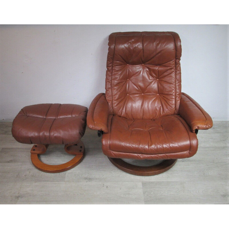 Vintage armchair with footrest 1970