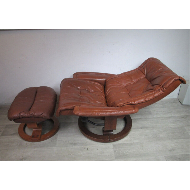Vintage armchair with footrest 1970