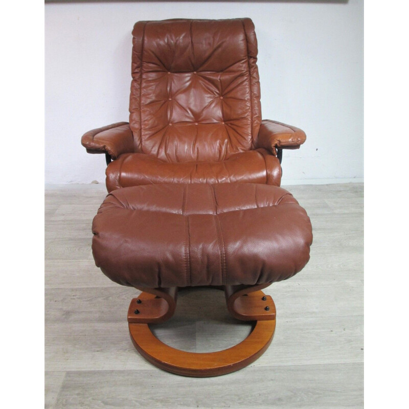 Vintage armchair with footrest 1970