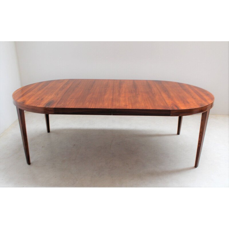 Table vintage en palissandre de Rio par Severin Hansen  pour Haslev Mobelsnedkeri, Danemark 1950