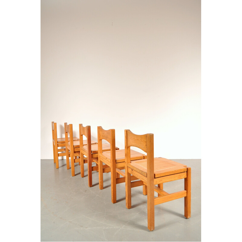 Ensemble de 5 chaises et table Laukaan Puu en pin, Ilmari TAPIOVAARA - 1970