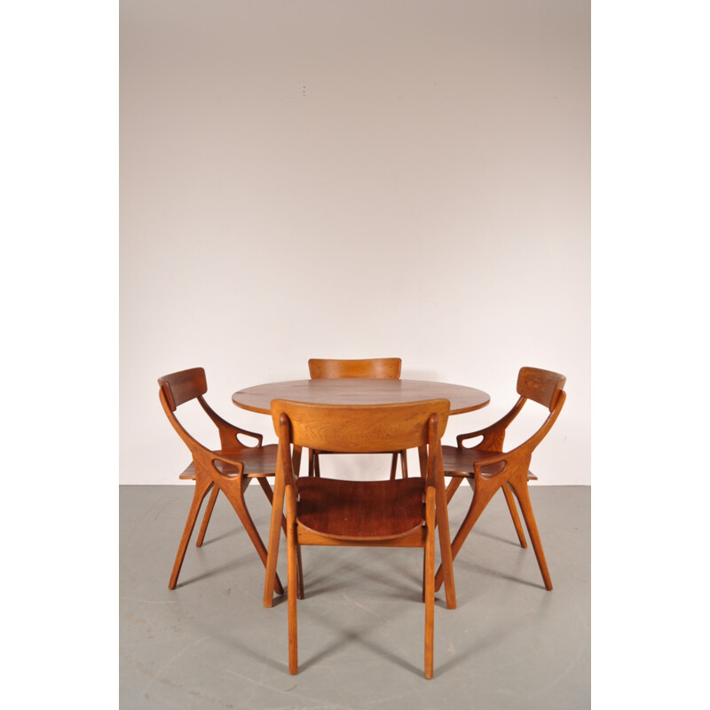 Ensemble de 4 chaises et table à repas en bouleau et chêne, HOVMAND OLSEN - 1950