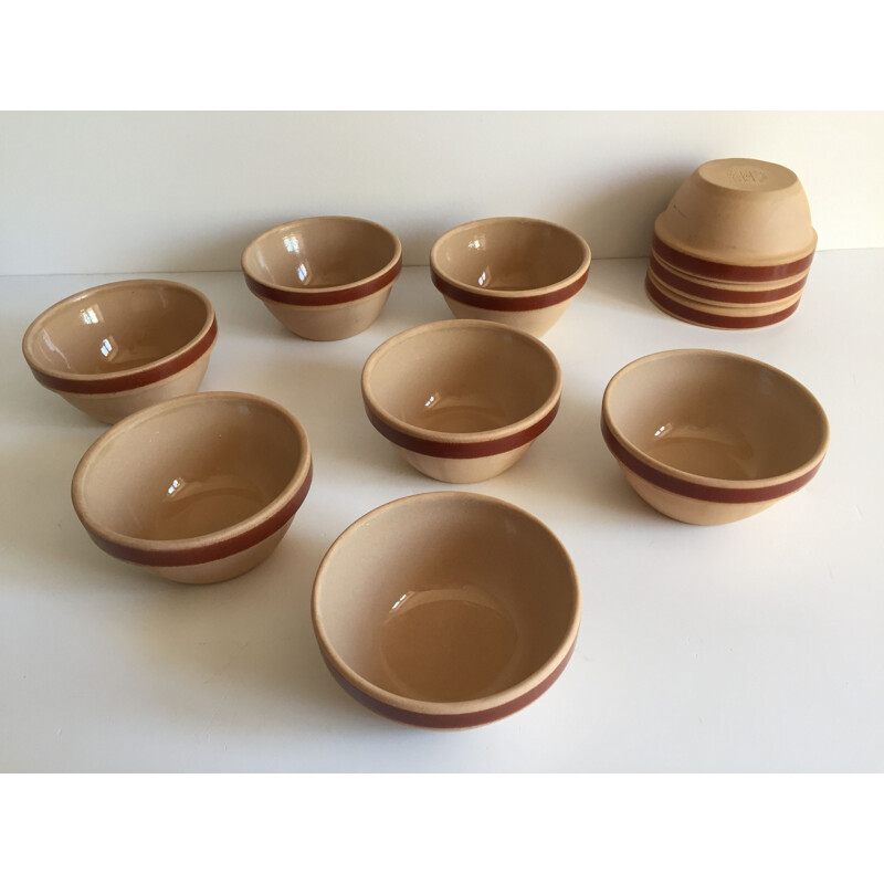 Set of 10 vintage stoneware bowls from Gien France