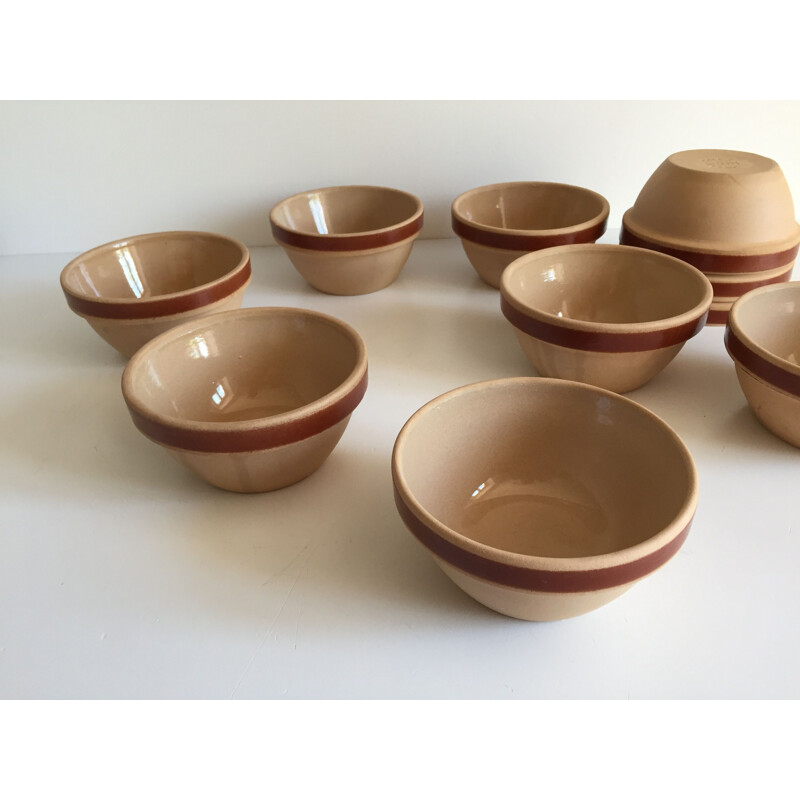 Set of 10 vintage stoneware bowls from Gien France