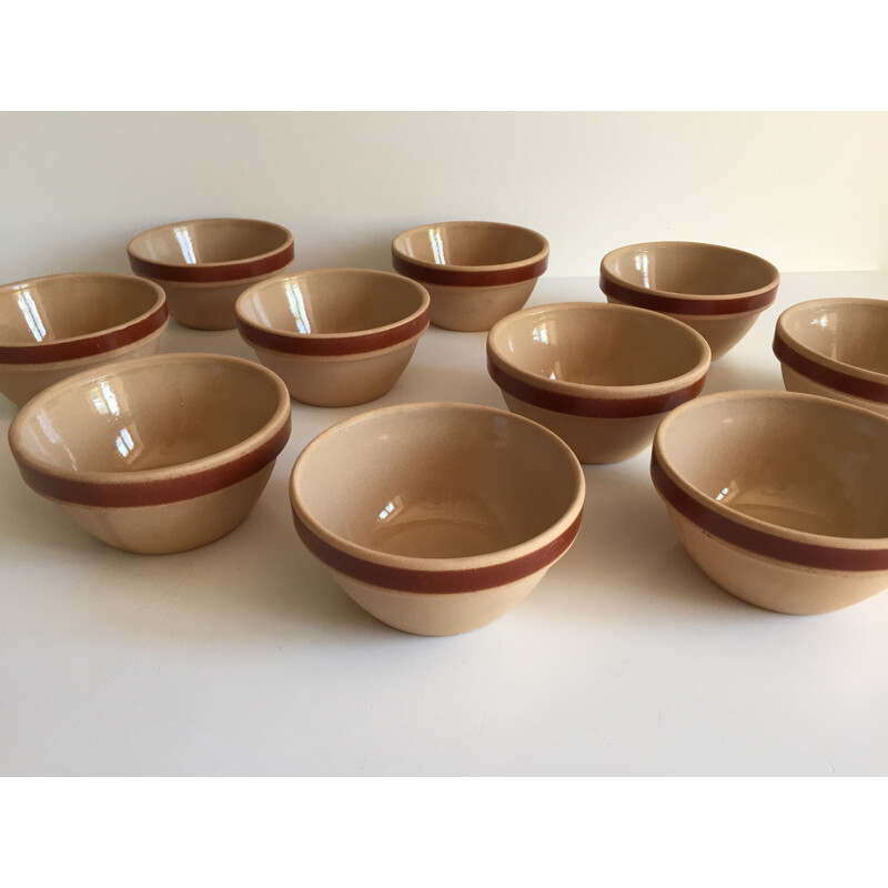 Set of 10 vintage stoneware bowls from Gien France