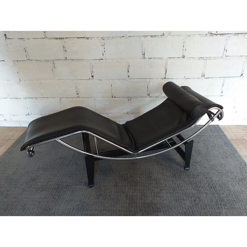 Vintage lounge armchair le Corbusier Perriand Cassina