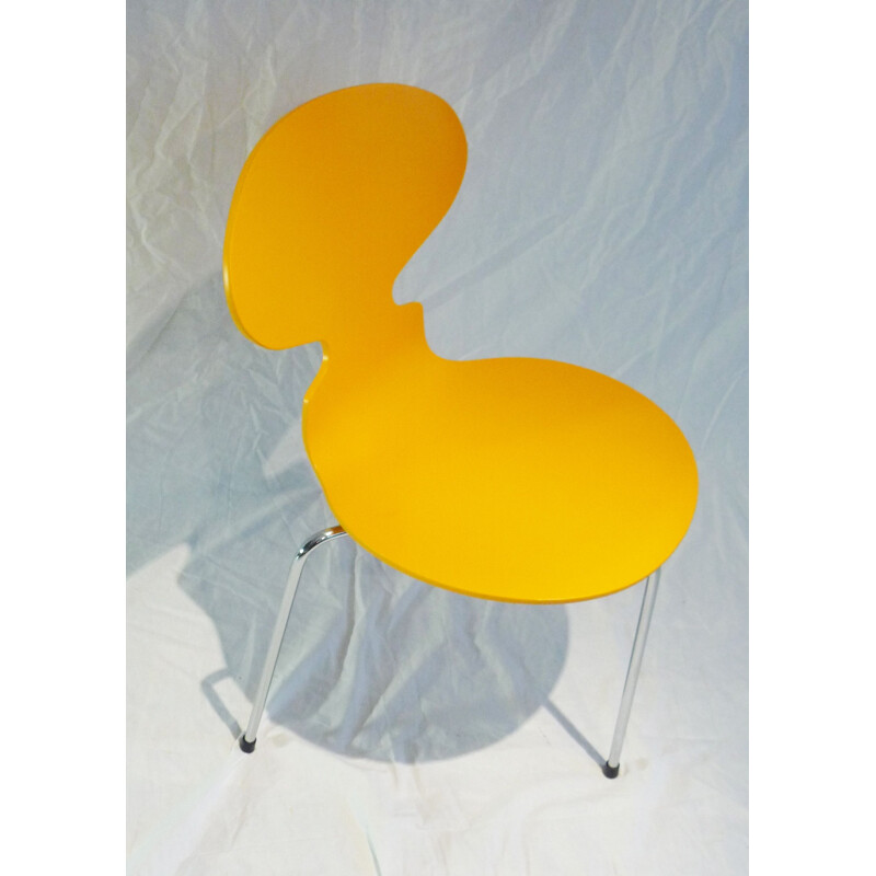 Chaise vintage  par Arne Jacobsen 1954