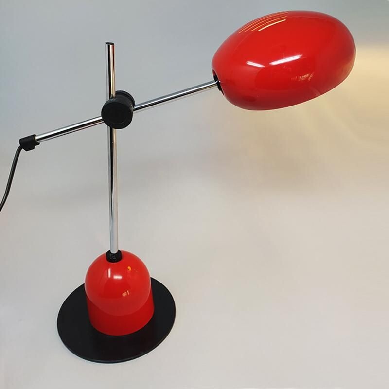 Lampe de table vintage rouge originale Gorgeous de Veneta Lumi Italie 1970