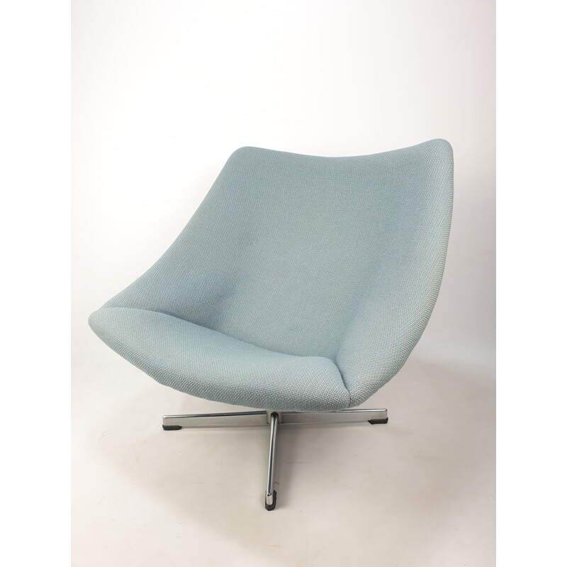 Vintage Oyster Chair with Cross Base by Pierre Paulin for Artifort 1965s
