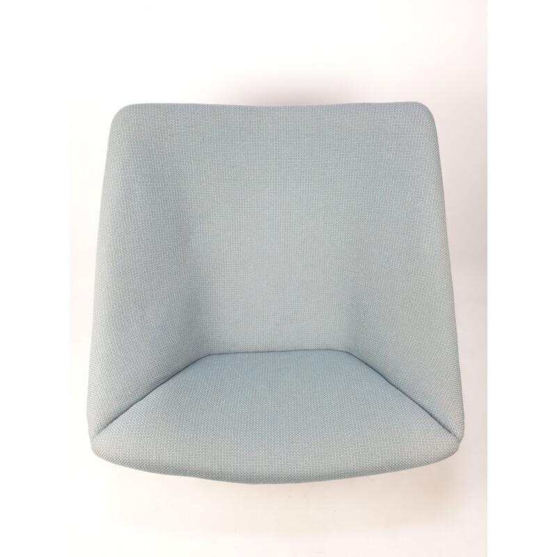 Vintage Oyster Chair with Cross Base by Pierre Paulin for Artifort 1965s