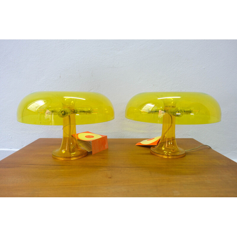 Paire de lampes vintage Nessino de Giancarlo Mattioli pour Artemide 1967