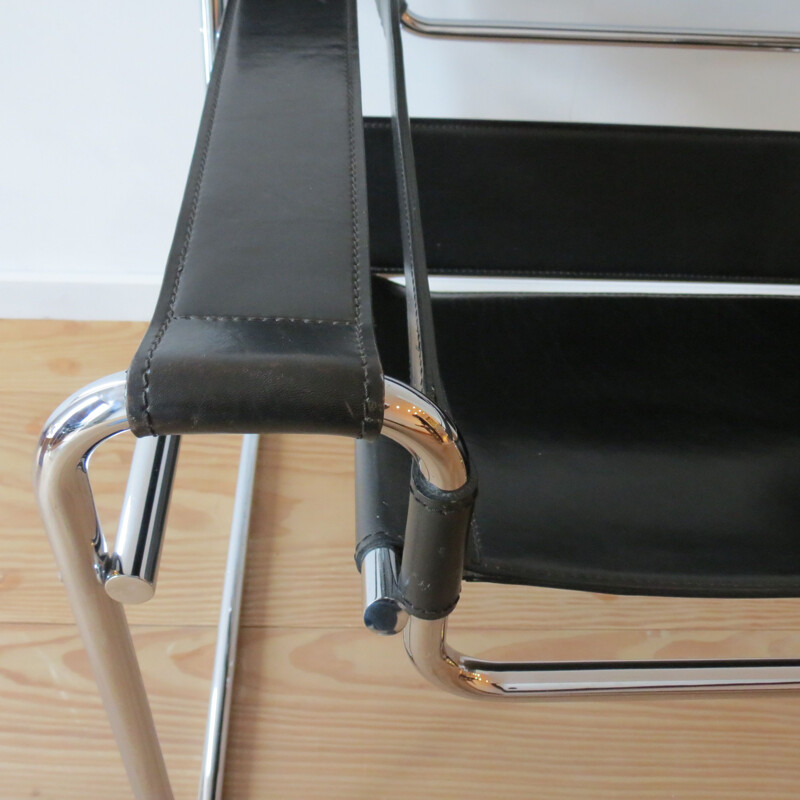 Vintage Wassily Chair Black Leather by Marcel Breuer For Fasem Italy 1980s