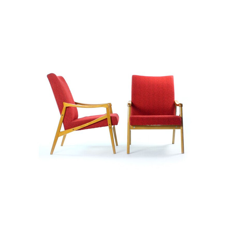 Ein Paar Vintage-Sessel aus hellem Buchenholz und rotem Stoff von Interier Praha, Tschechoslowakei 1971