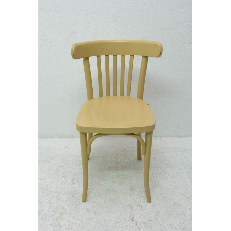 Vintage curved beech chair by Thonet 1950