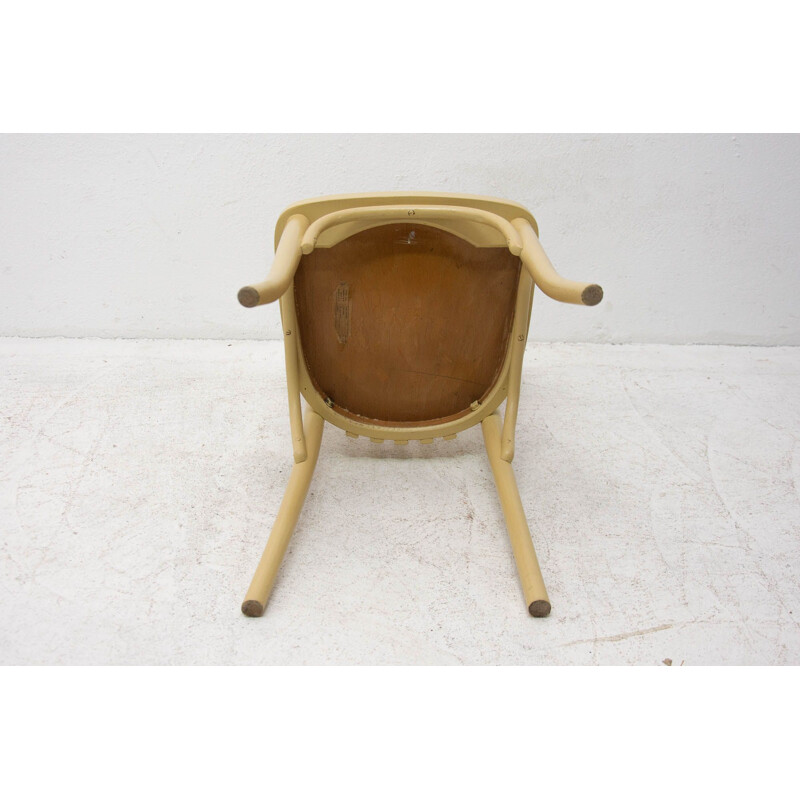 Vintage curved beech chair by Thonet 1950
