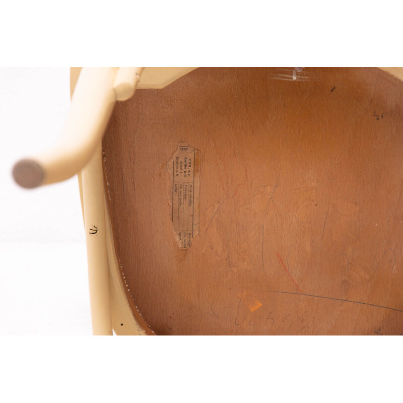 Chaise vintage en hêtre courbé de Thonet 1950