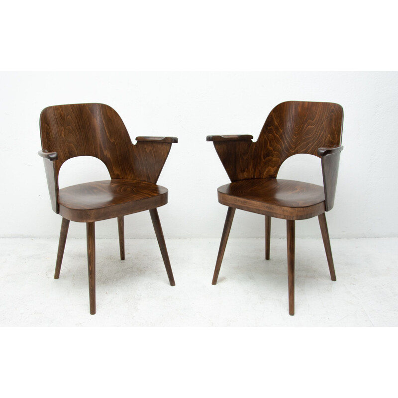 Pair of vintage curved plywood armchairs by Oswald Haerdtl for Ton 1960