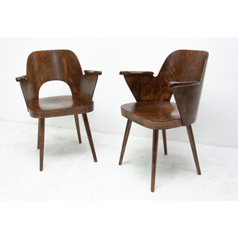 Pair of vintage curved plywood armchairs by Oswald Haerdtl for Ton 1960