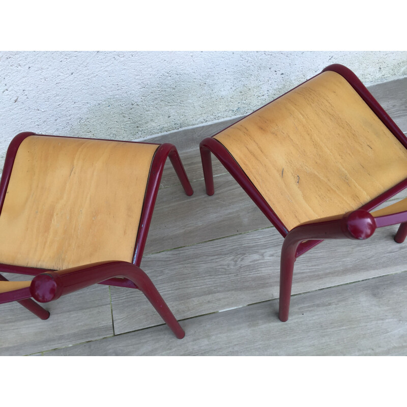 Chaise d'école vintage pour enfant bordeaux