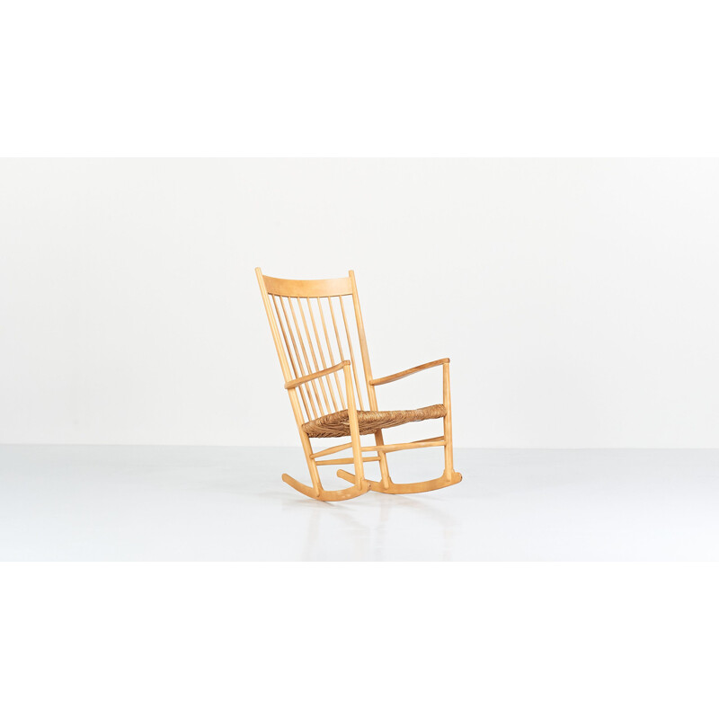 Vintage rocking chair Hans Wegne