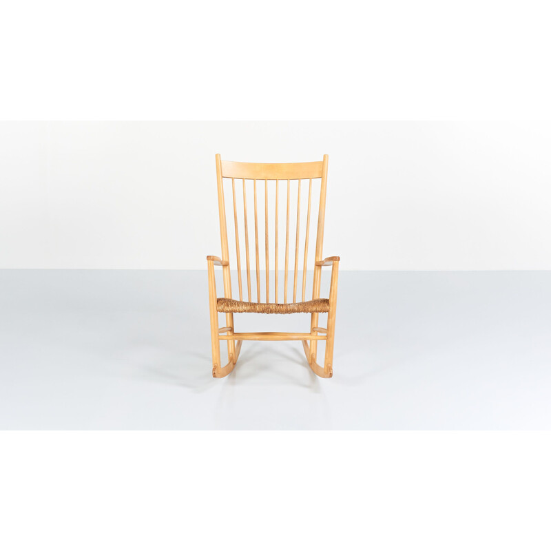 Vintage rocking chair Hans Wegne