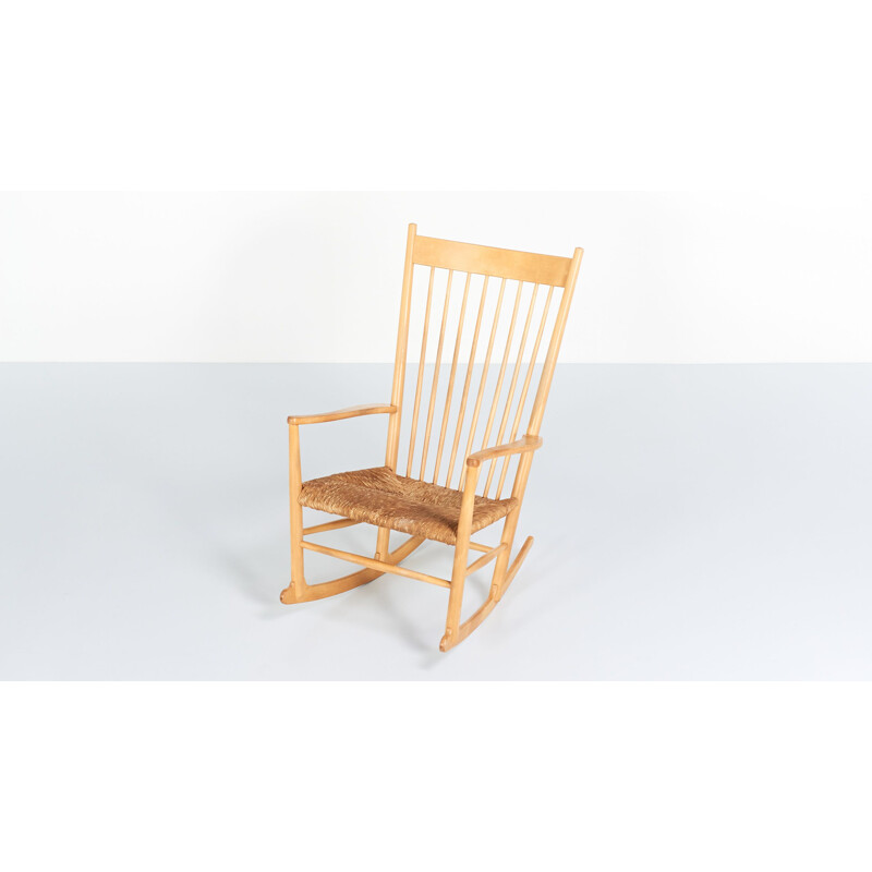 Vintage rocking chair Hans Wegne