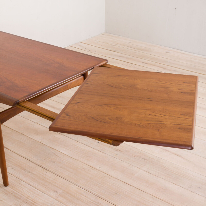 Vintage teak dining table Johannes Andersen Denmark, 1960s