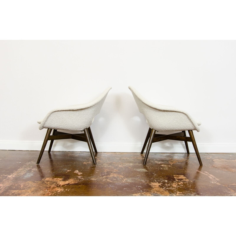 Paire de fauteuils vintage de Miroslav Navratil 1960
