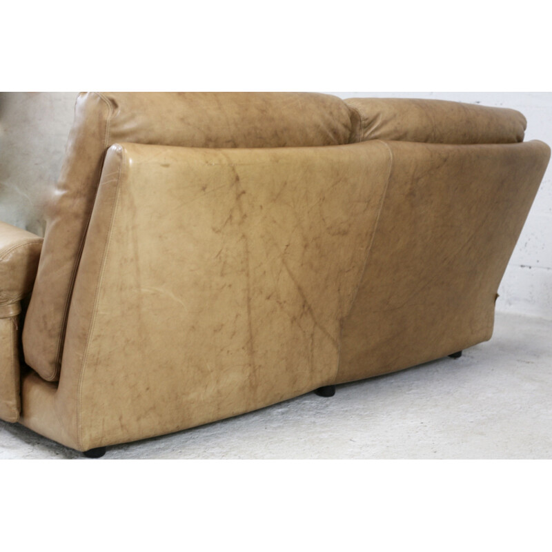 Canapé vintage cuir par  Michel Ducaroy  de Ligne Roset modèle Albany 1970