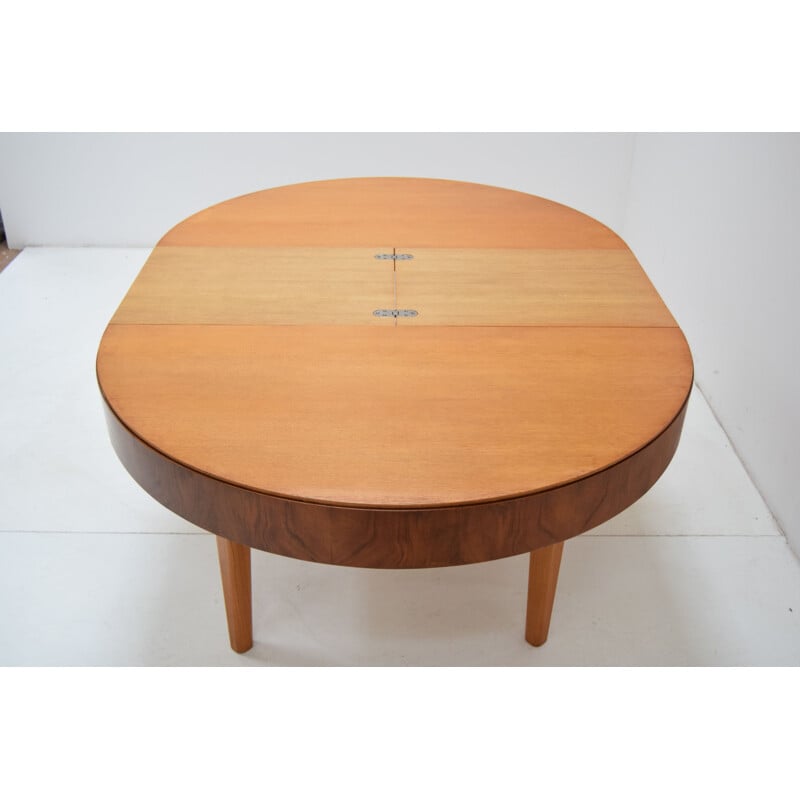 Vintage round wooden folding table by Jindrich Halabala, Czechoslovakia 1950