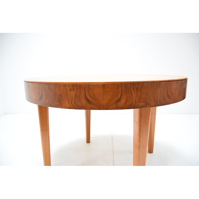 Vintage round wooden folding table by Jindrich Halabala, Czechoslovakia 1950