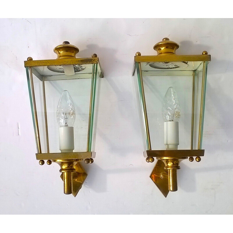 Pair of vintage brass and glass wall lamps by Pietro Chiesa for Fontana Arte, 1950