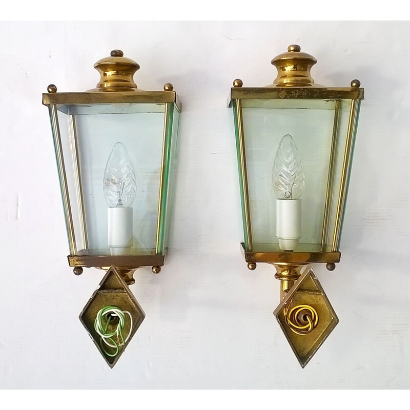 Pair of vintage brass and glass wall lamps by Pietro Chiesa for Fontana Arte, 1950