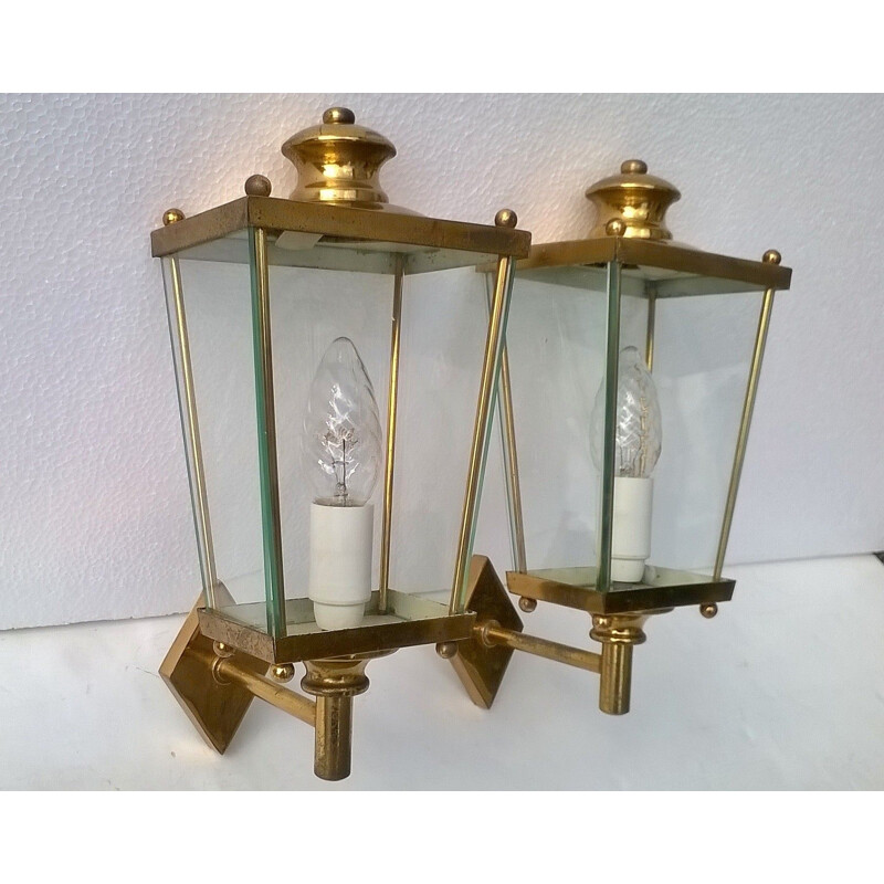 Pair of vintage brass and glass wall lamps by Pietro Chiesa for Fontana Arte, 1950