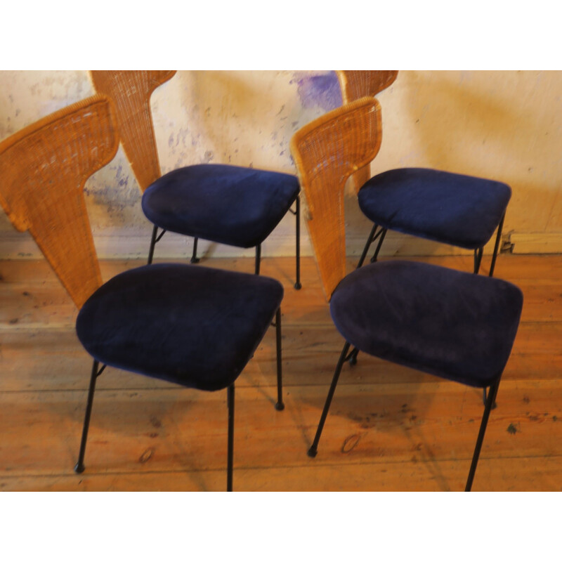 Set of 4 vintage chairs in black metal rattan and blue velvet, Italy 1950