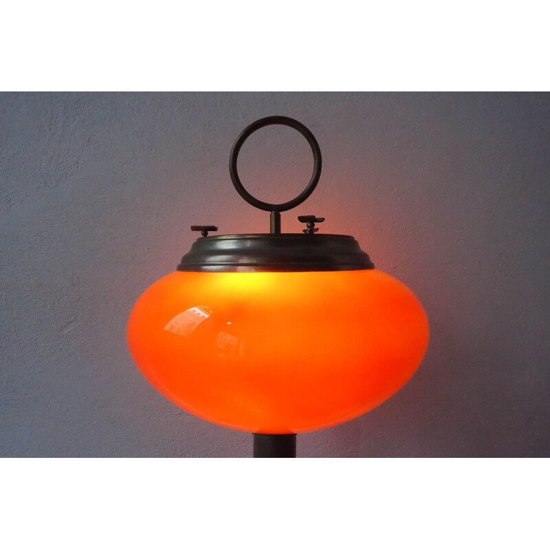 Lampe-cendrier vintage en verre opalin, Portugal 1960