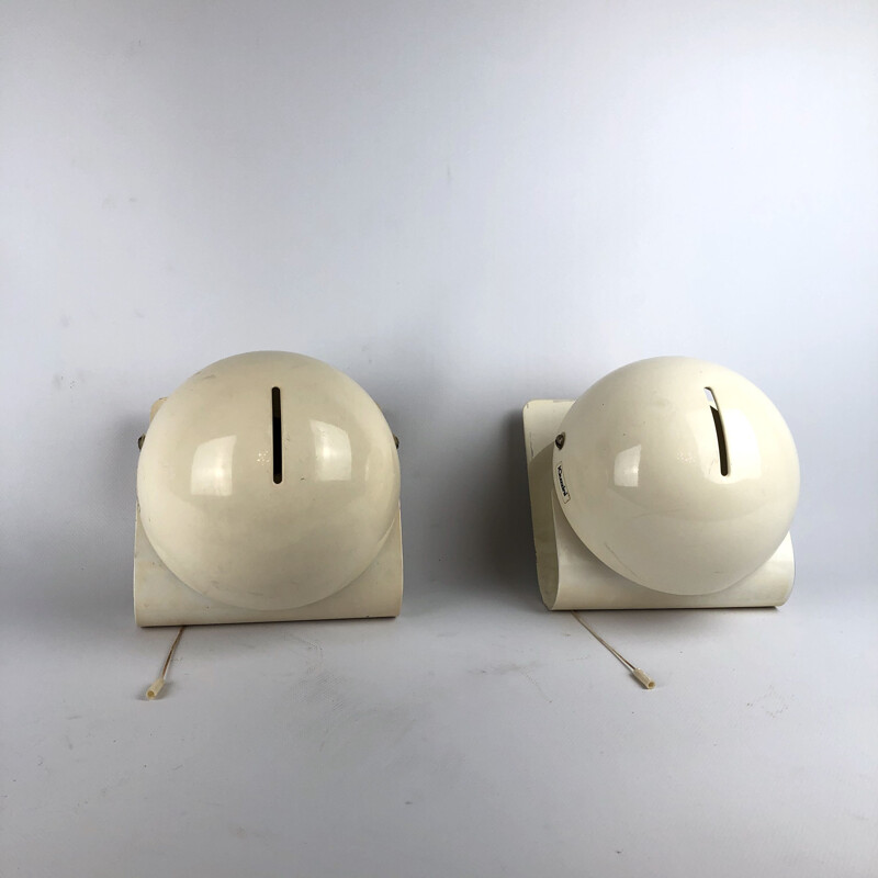 Pair of vintage wall lamps by Giuseppe Cormio for Guzzini, Bugia Italy