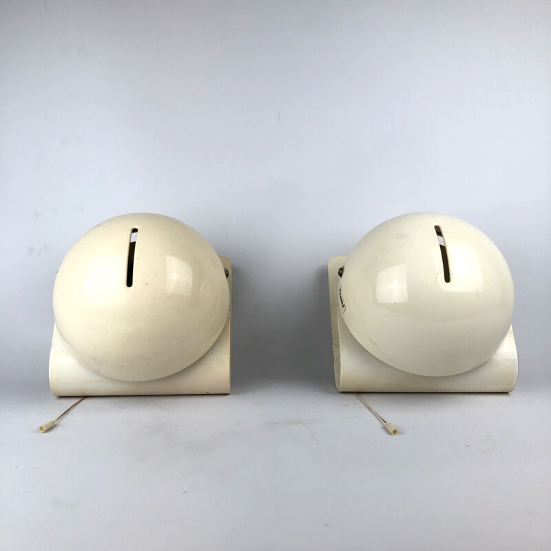 Pair of vintage wall lamps by Giuseppe Cormio for Guzzini, Bugia Italy