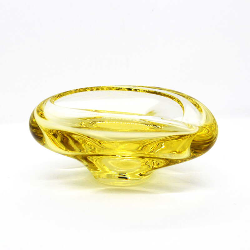 Cenicero vintage de cristal amarillo de M. Klinger para Zelezny Brod Sklo, Checoslovaquia 1960